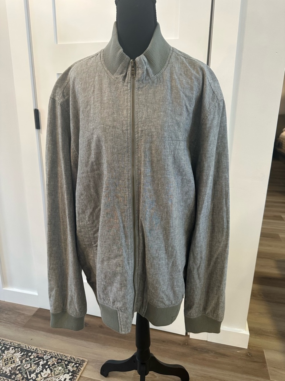 Banana Republic Men’s Light Green Full-Zip Bomber Jacket Size XL